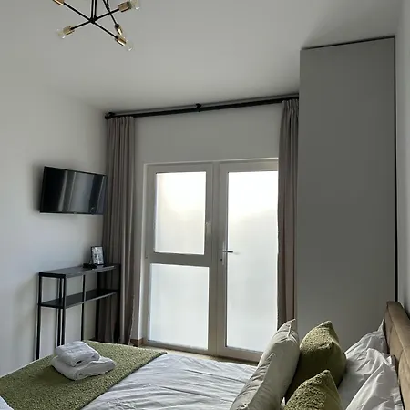 Fain Apartment *